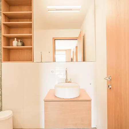 Edelweiss Ferienwohnung, Stenna Sulegliada Апартаменты Флимс